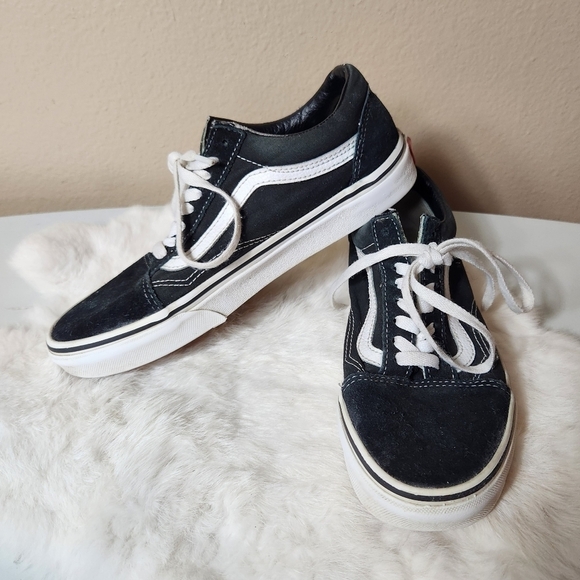 Vans Old Skool Black Low Top Sneakers-Womens 8/Mens 6.5 - Picture 3 of 10